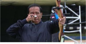 Semua juga menghadapi hoax, jangan banyak mengeluh.