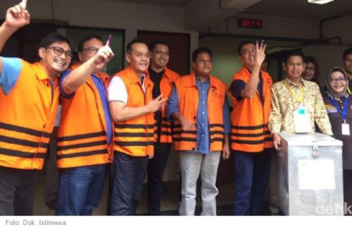 Paaslon 2 unggul di TPS rutan KPK.