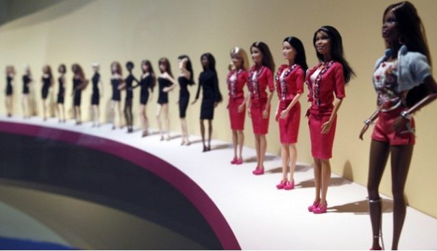 Boneka Barbie Membuat Persepsi Salah tentang Tubuh pada Anak Perempuan