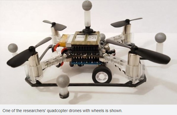 Robot Quadcopter yang Bisa Berjalan dan Terbang Diuji