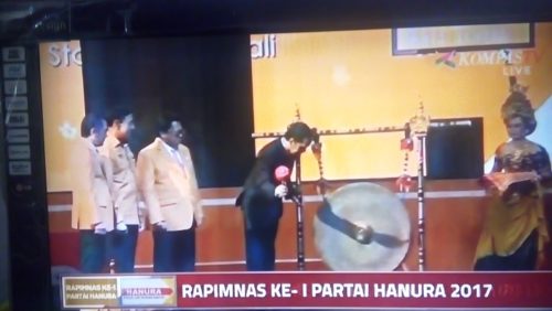 Pengembangan sumberdaya manusia harus dilakukan dengan detil untuk menghadapi persaingan global.