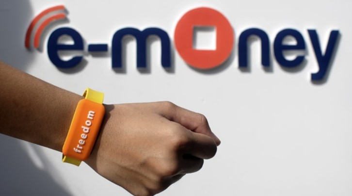 Ekonom: Aturan Pungutan Biaya E-money Sebaiknya Berkeadilan